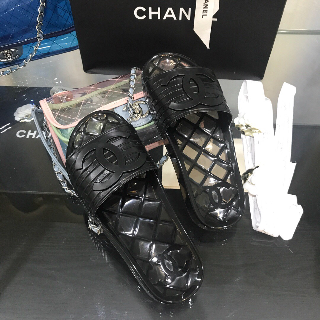 Ch**el Slippers 004