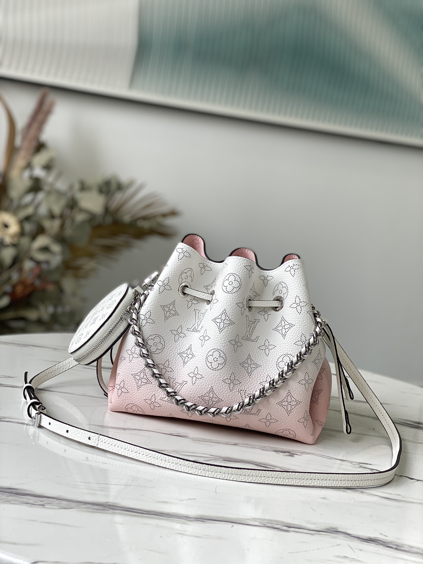 L0vis Vvtt0n Bella Bag