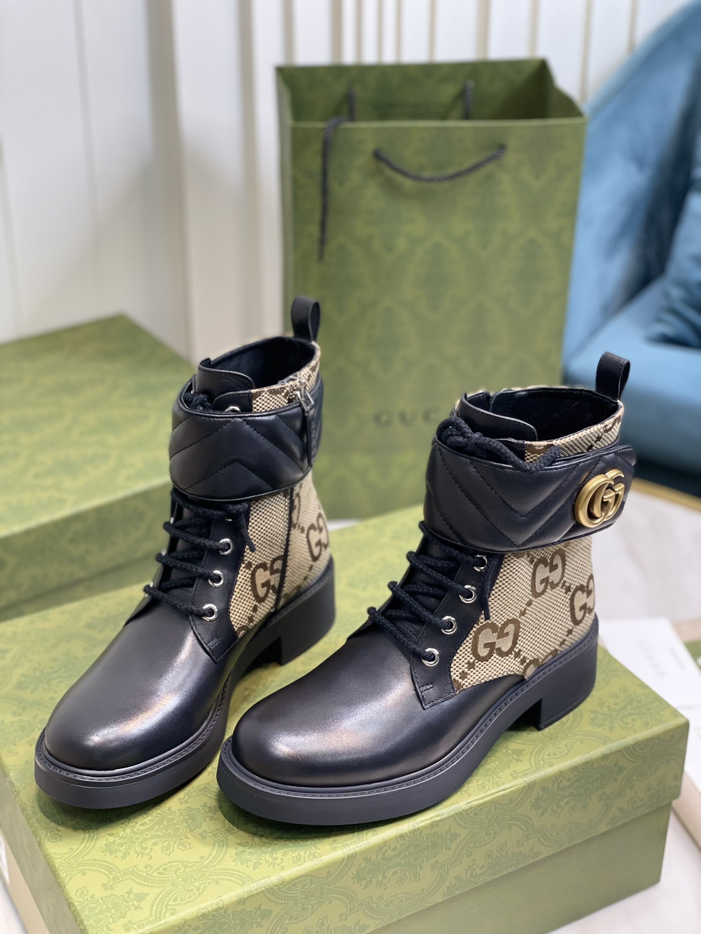 Gvc*1 Women's ankle boot
