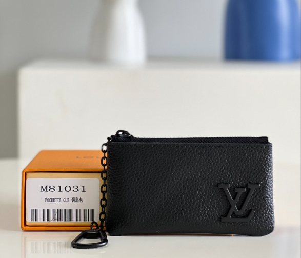 L0vis Vvtt0n Key Pouch M81031