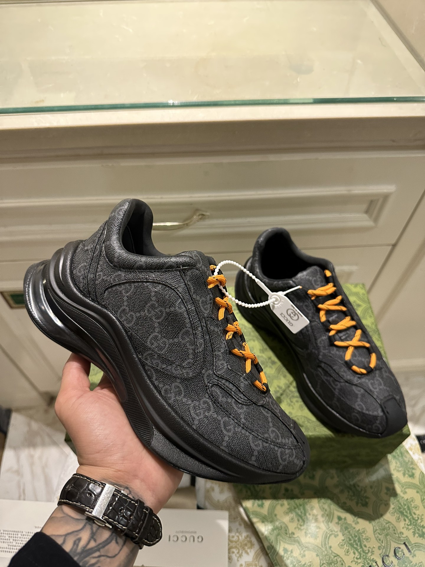 Gvc*1 Run Sneakers