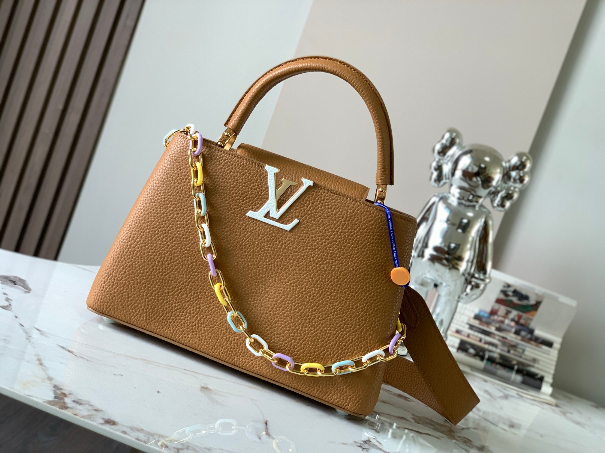 Bagsaaa L0vis Vvtt0n Capucines MM Bag Brown Taurillon leather With Chain Strap - 31.5 x 20 x 11 cm