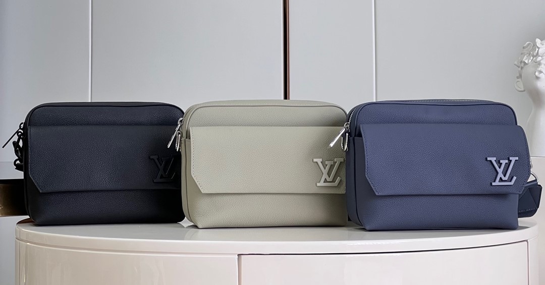 Bagsaaa L0vis Vvtt0n Fastline Messenger Bag - 23.5 x 18 x 7 cm