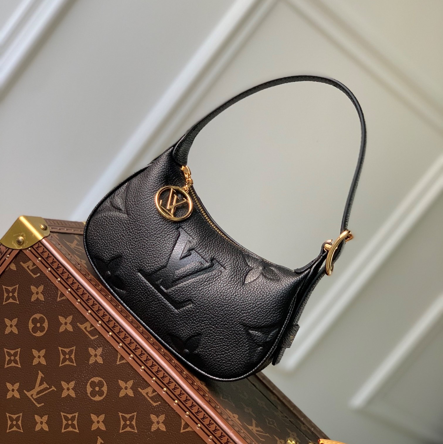 Bagsaaa L0vis Vvtt0n Mini Moon Black Monogram - 20.5 x 11 x 5 cm