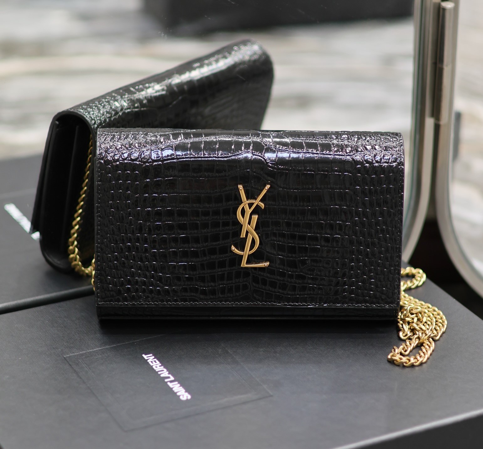 Bagsaaa Y51 Kate Croc Embossed BLack Gold Hardware - 23x14x3cm 