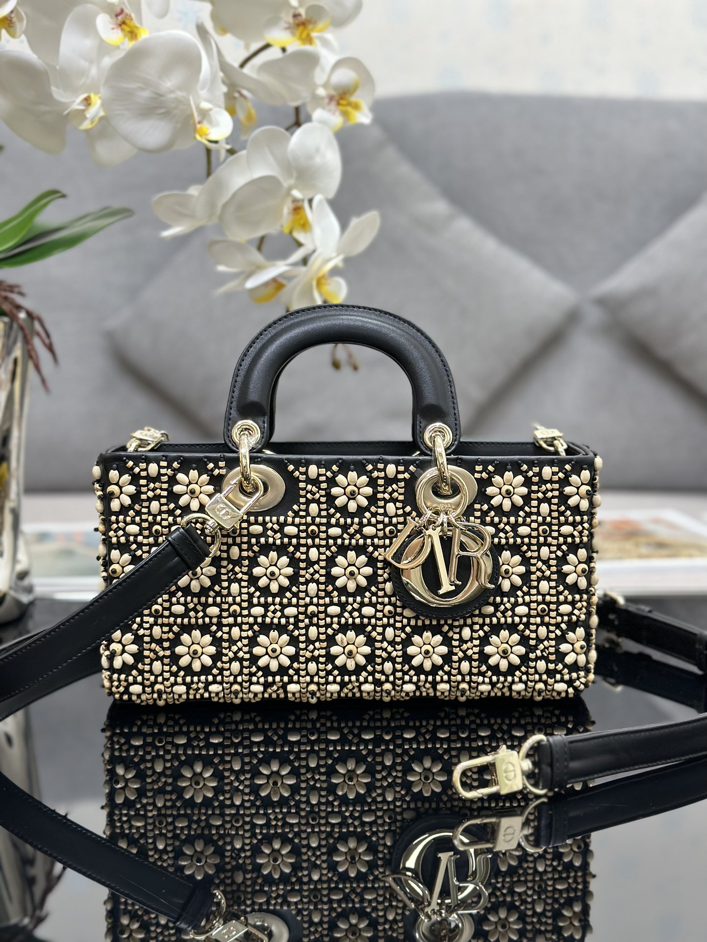 Bagsaaa D10r Lady D-Joy Medium Black - 26 x 13.5 x 5cm