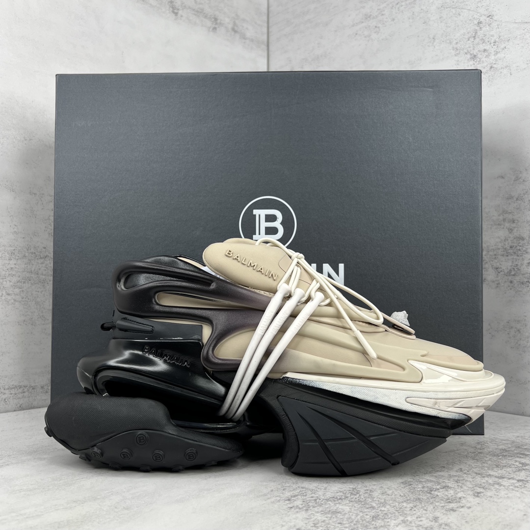 Bagsaaa Balmain Unicorn Low Top trainers in neoprene and leather beige and black