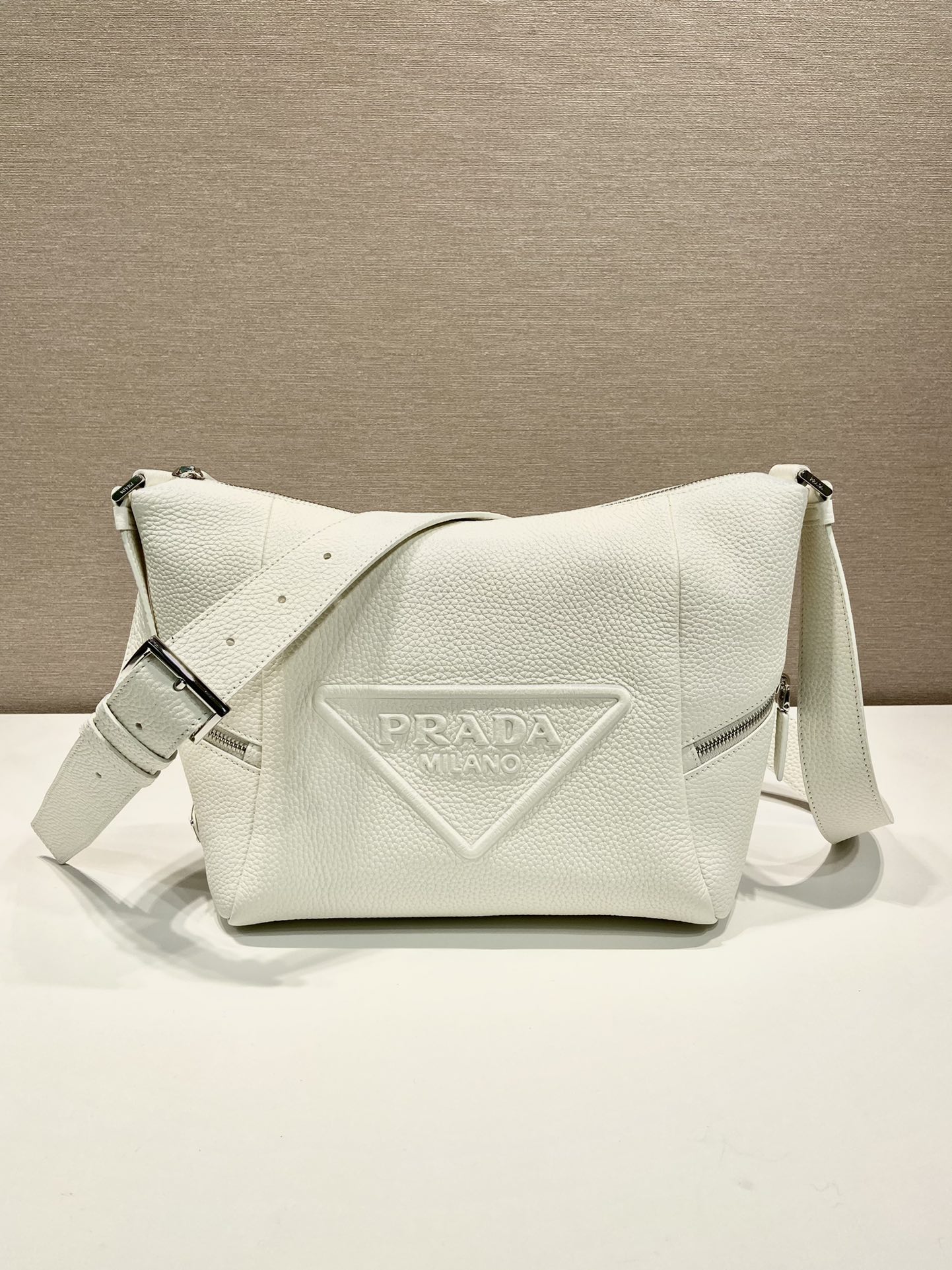Bagsaaa Pra*a Leather bag with shoulder strap white - 26*23*11cm