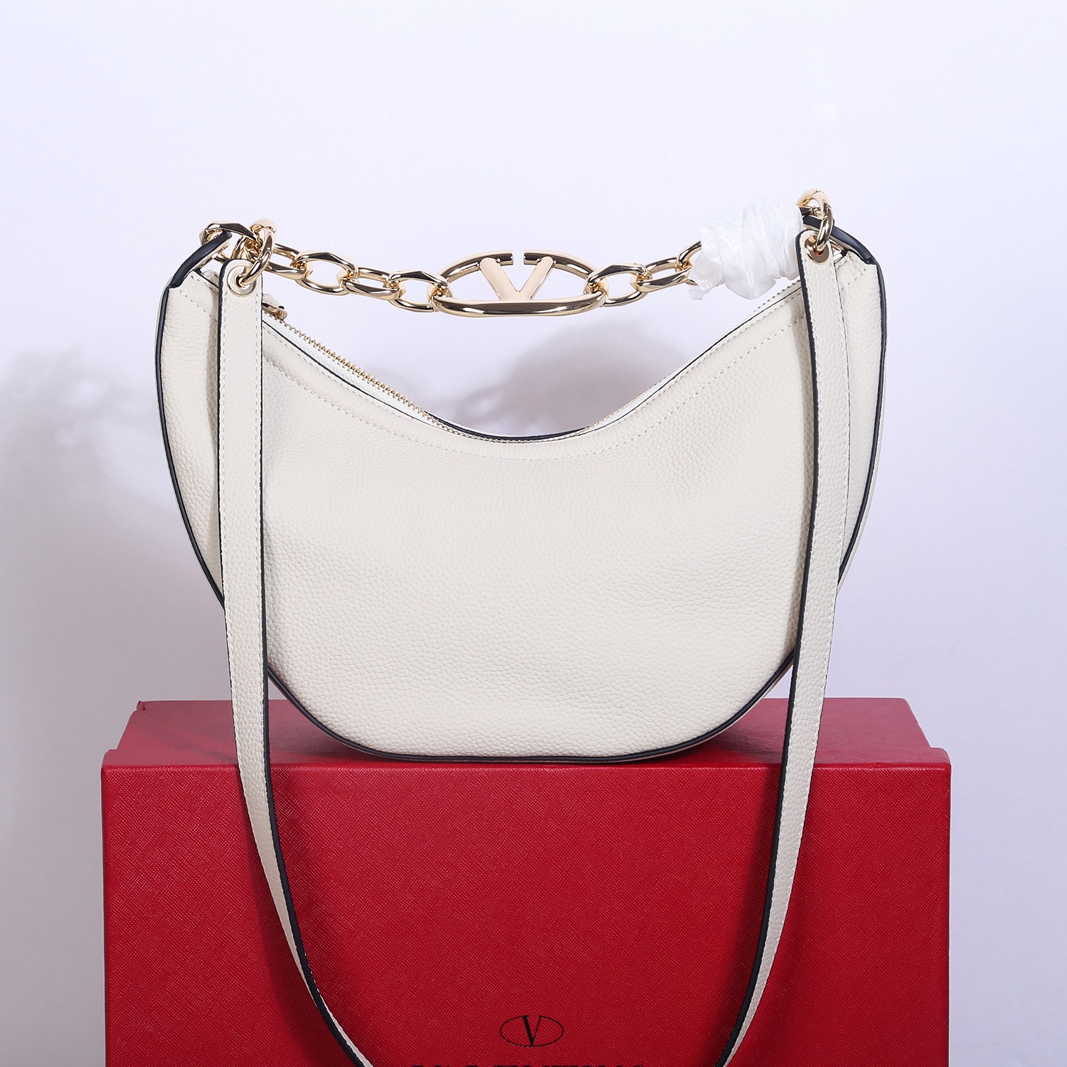 Bagsaaa Va1e*ntin0 Small Vlogo Moon Hobo Bag In Leather With Chain White - 29x 23x11cm