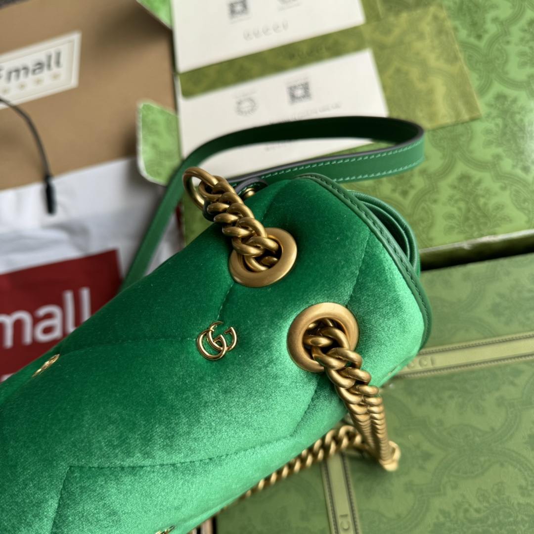 Bagsaaa Gvc*1 GG Marmont Small Shoulder Bag Green Velvet ‎443497 - 26x15x7cm