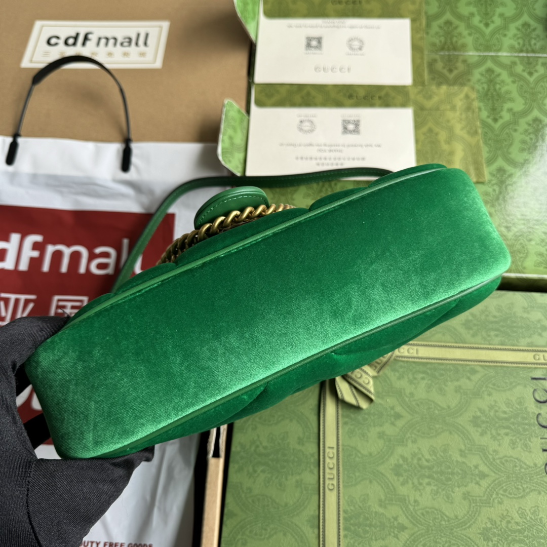 Bagsaaa Gvc*1 GG Marmont Small Shoulder Bag Green Velvet ‎443497 - 26x15x7cm