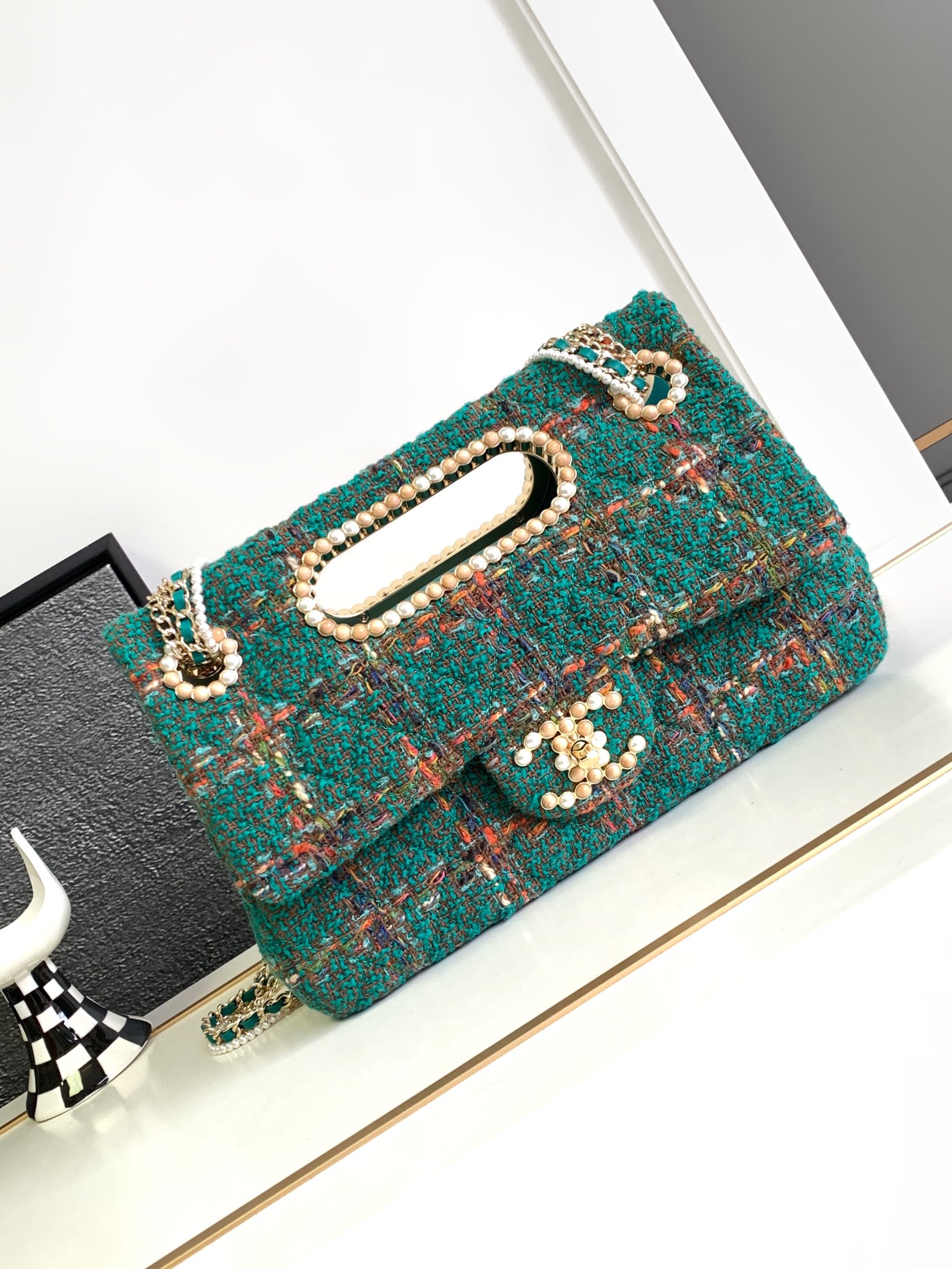 Bagsaaa Ch**el Large Flap Bag With Top Handle Green Wool And Silk Tweed - 29x19x9cm