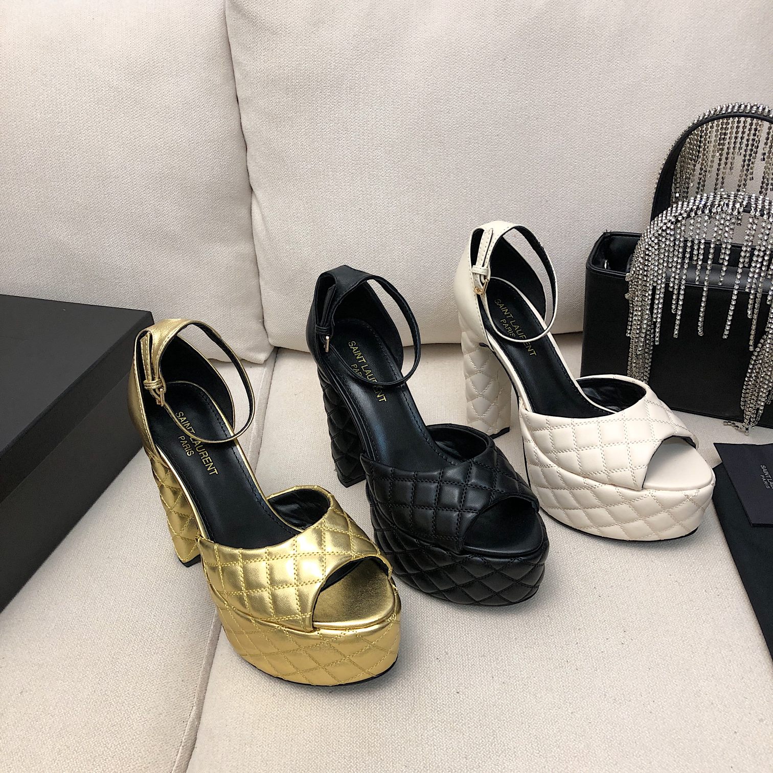 Bagsaaa Y51 Jodie Platform Sandals In Quilted Leather 