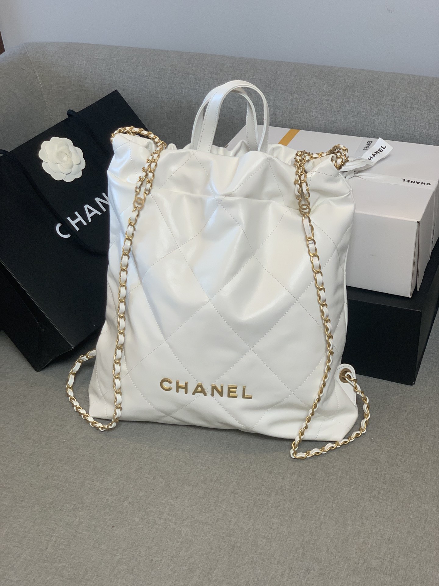Bagsaaa Ch**el Large Backpack Ch**el 22 White & Gold AS3313 - 51 × 40 × 9 cm
