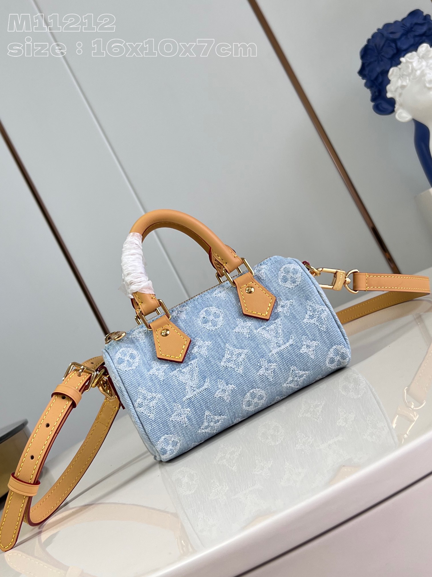 Bagsaaa L0vis Vvtt0n M11212 Nano Speedy Bag Sky Blue - 16 x 10 x 7.5 cm