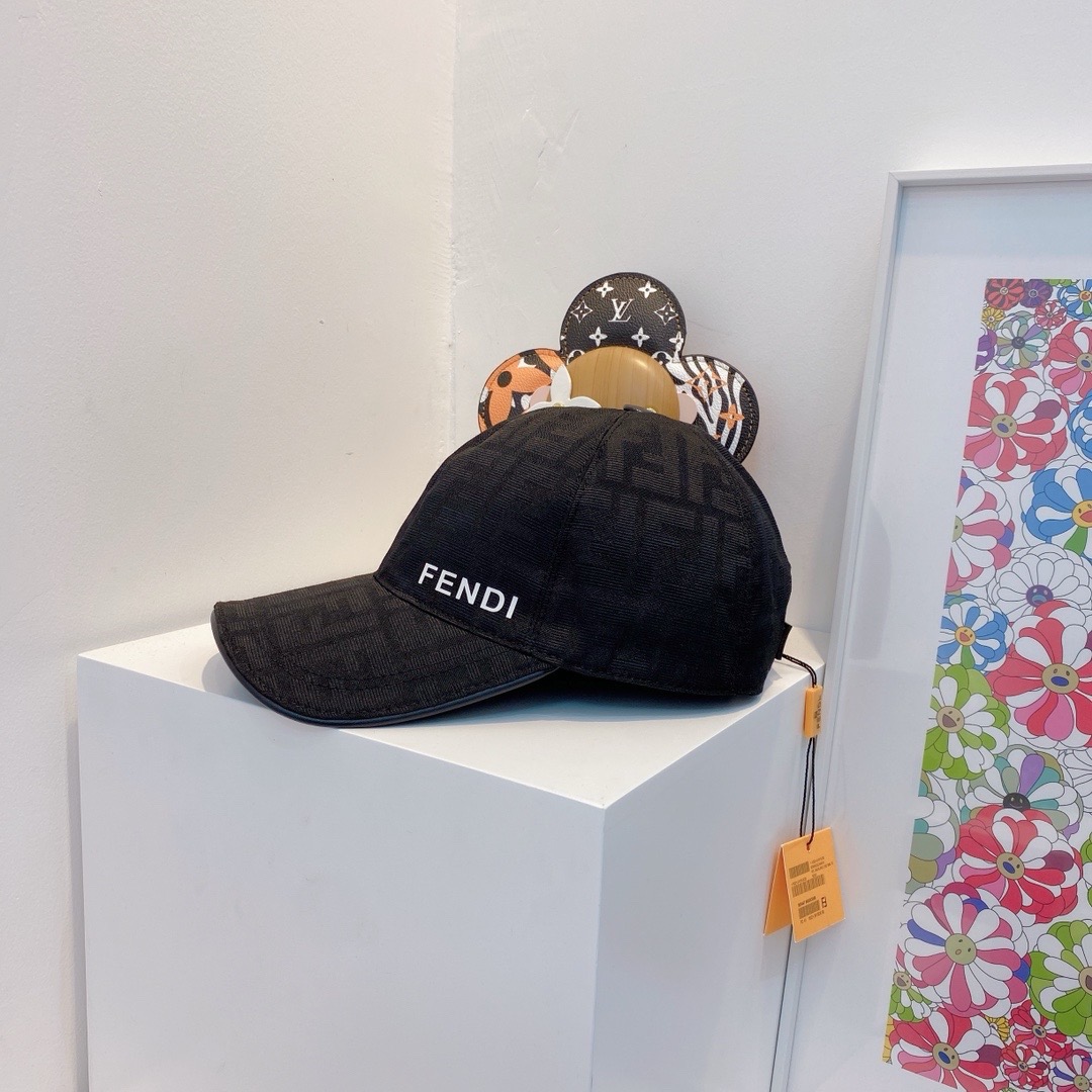 Bagsaaa F**di Black Hat
