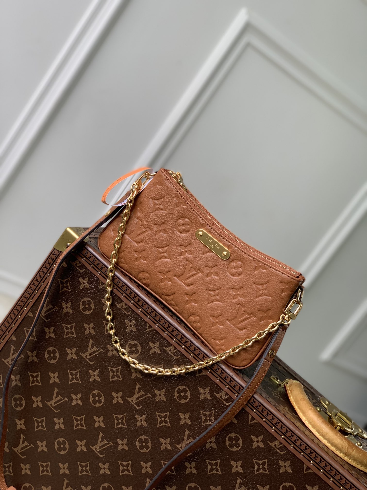 Bagsaaa L0vis Vvtt0n M11916 Liv Pochette Bag Brown - 24x13x6.5cm