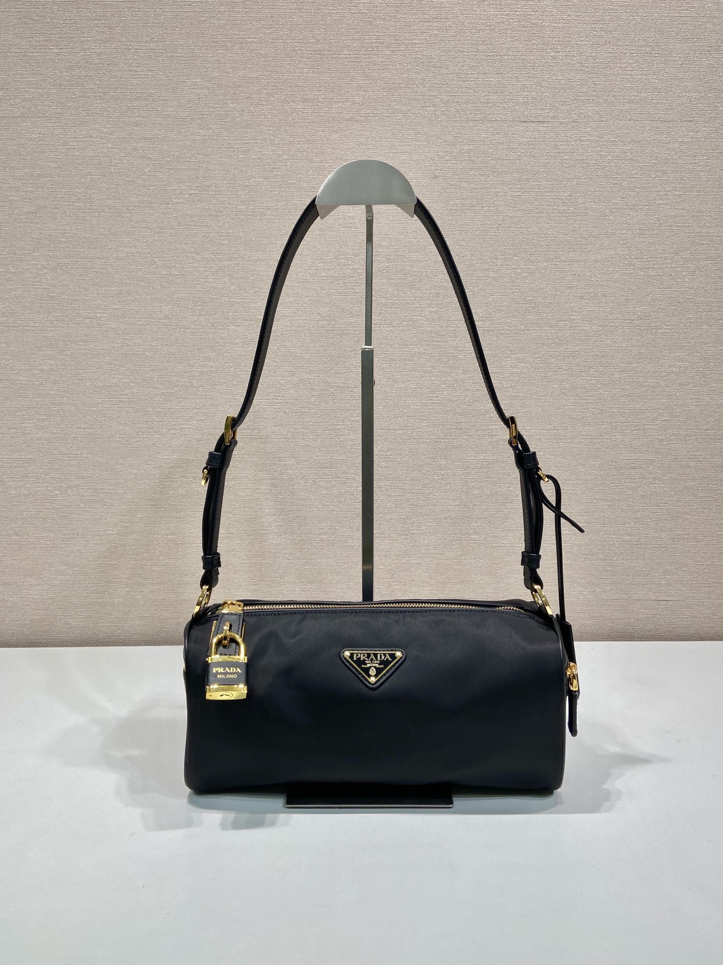Bagsaaa Pra*a Medium Re-Nylon and leather shoulder bag with padlock 1BC233 black - 27cm