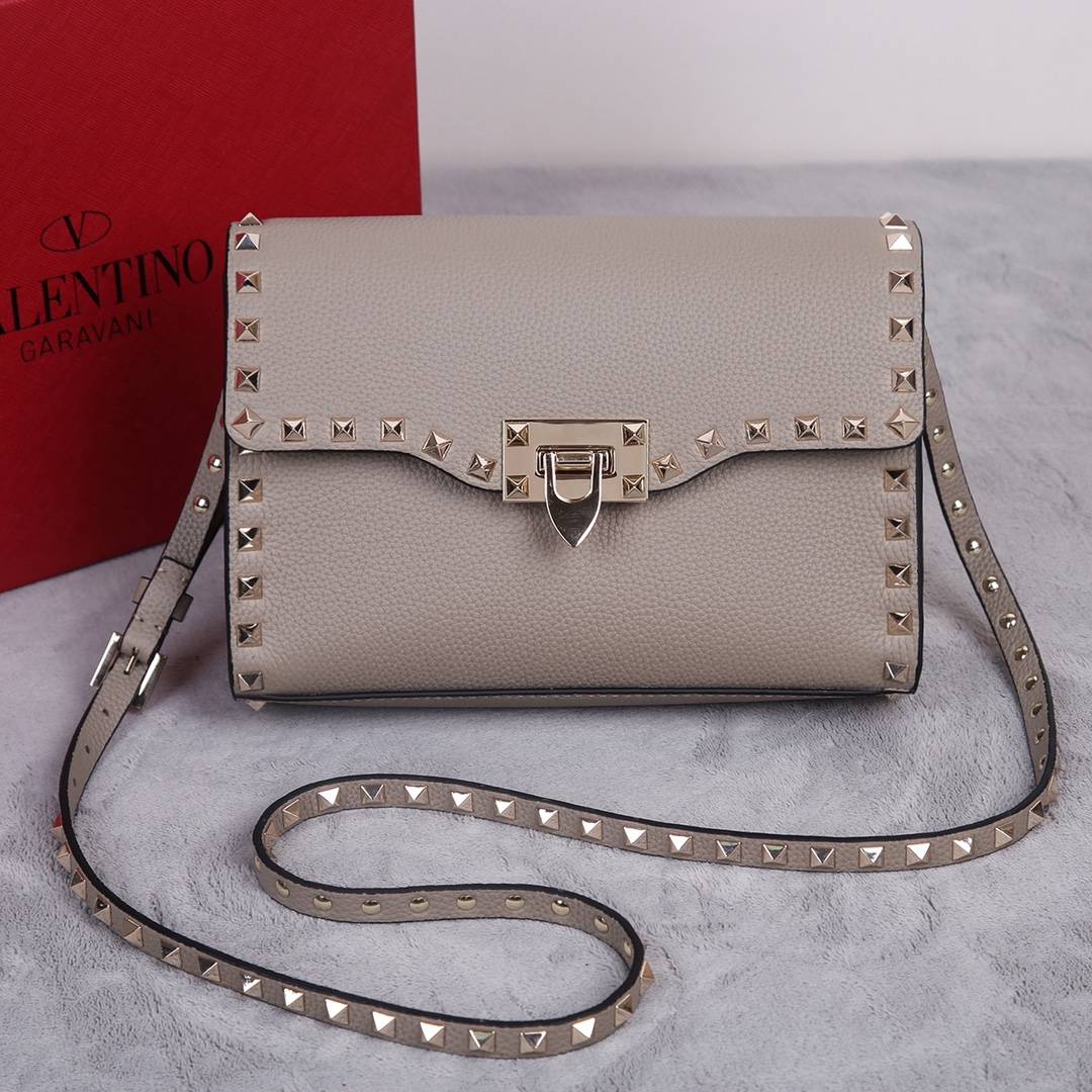 Bagsaaa Va1e*ntin0 Small Rockstud Grainy Calfskin Crossbody Bag Grey - 22.5cm