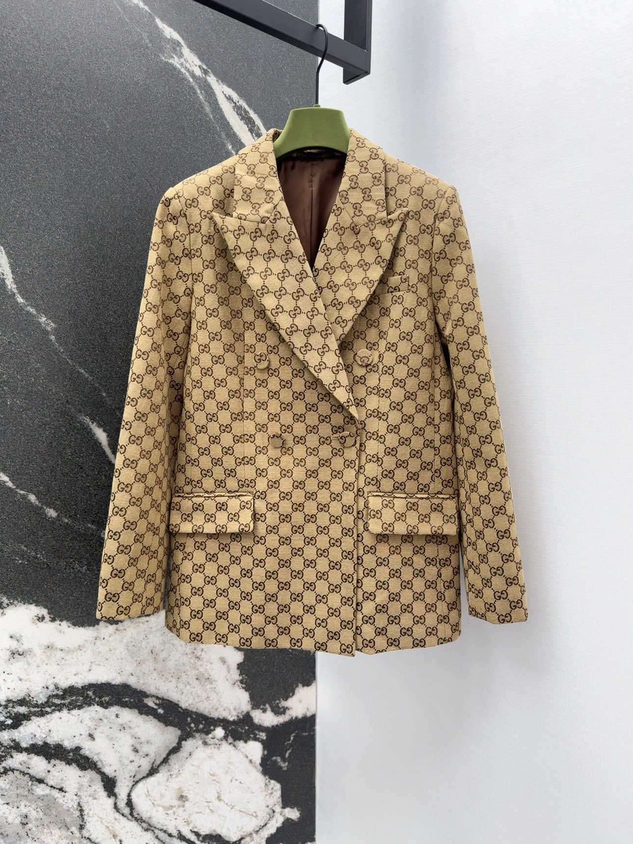 Bagsaaa Gvc*1 Double-breasted GG canvas jacket camel