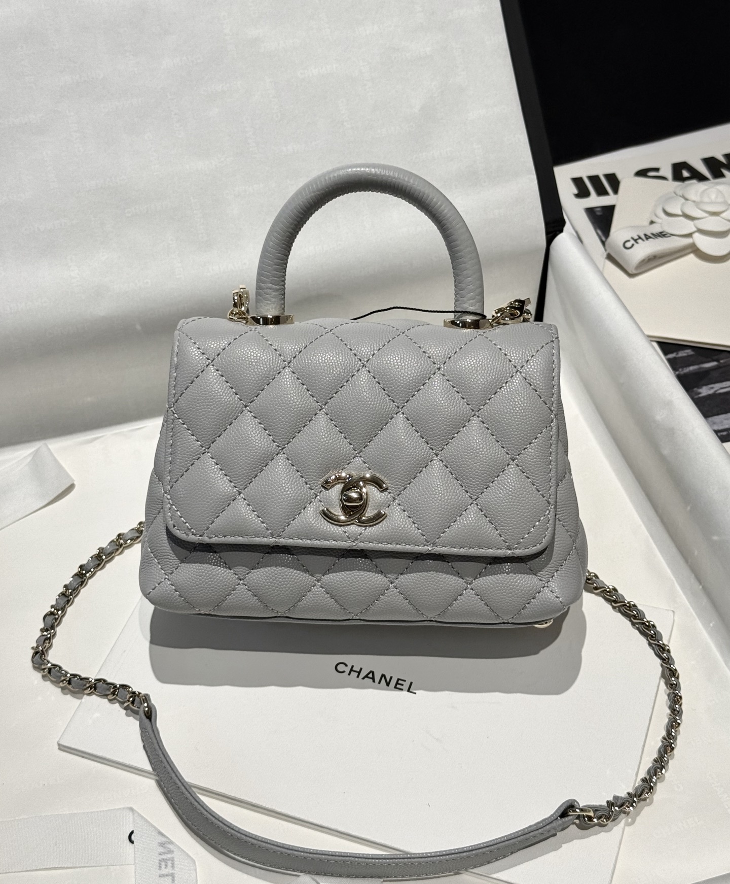 Bagsaaa Ch**el Coco Handle Mini Gray - 18cm