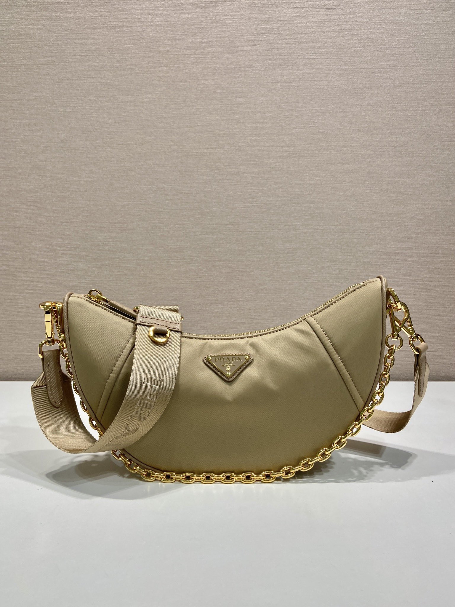 Bagsaaa Pra*a Re-Nylon shoulder bag 1BH222 beige - 30cm