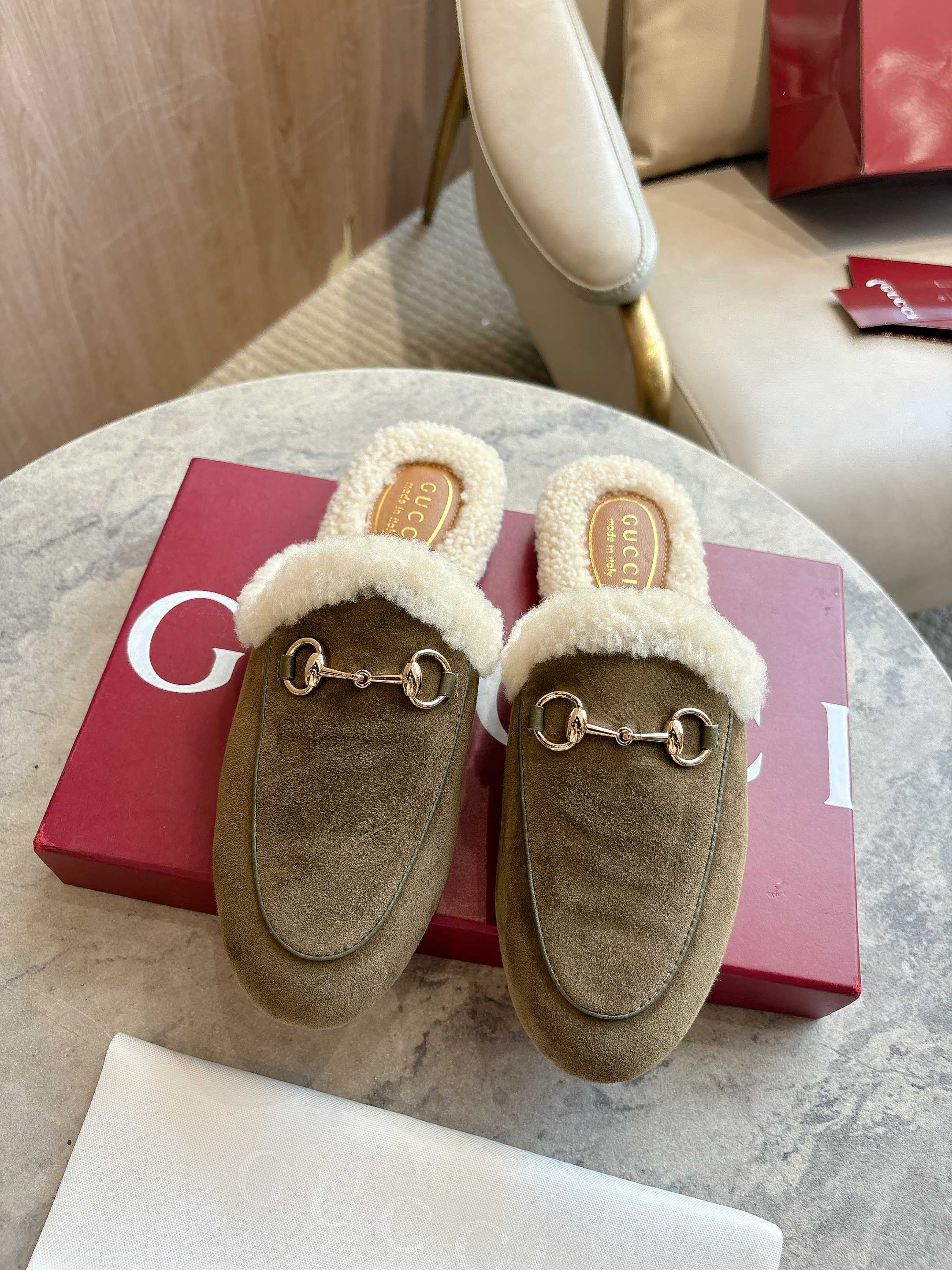 Bagsaaa Gvc*1 Women's Princetown slipper olive green suede