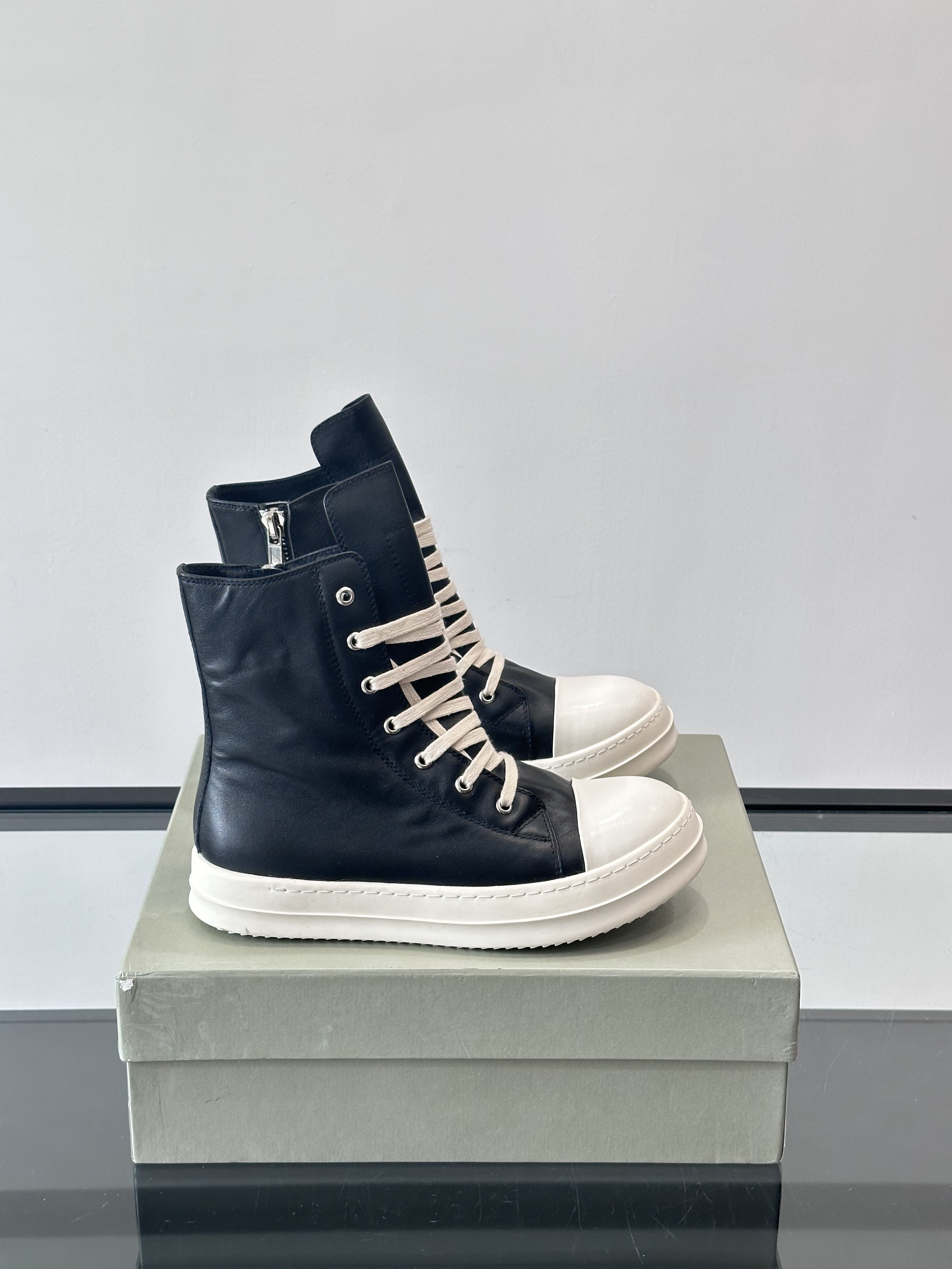 Bagsaaa Rick Owens Mainline High-Top Ramones sneakers in black leather