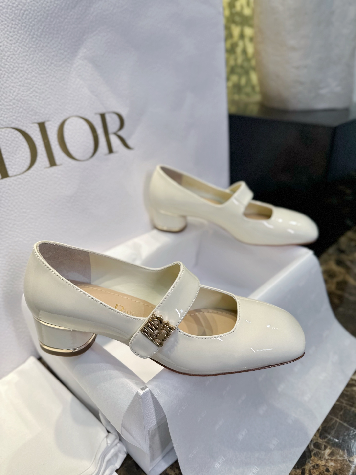 Bagsaaa Miss D10r Pump White Patent Calfskin